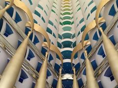 -迪拜帆船酒店海底餐厅