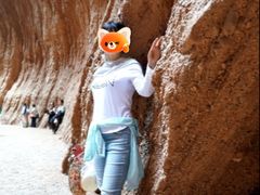 -天山神秘大峡谷