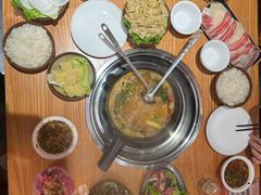 -黔三一夺夺粉酸汤火锅(百信店)