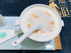 -燕庭·纯燕窝·甜品下午茶(日月光店)