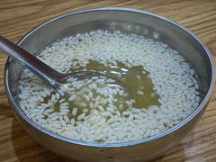-白翔甜食店