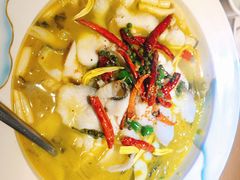金汤酸菜鱼-吕氏疙瘩汤·海鲜新鲁菜(凯德mall新都心店)