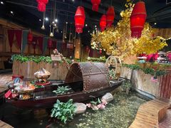 -老滇山寨•云南特色菜•地方菜•民族风情歌舞表演(金碧店)