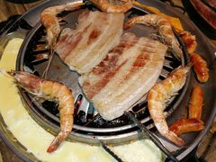 -哈哈碳都·牛肋条无限自助烤肉(台江万达店)