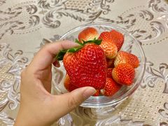 草莓-滨海新区濒开里菜市场