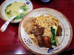 -金杨拉面王小吃面馆·牛三宝面·红烧牛肉粉