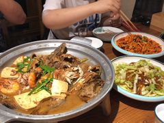 -东来菜馆•手抓海鲜家常菜•海鲜锅贴(鸽子窝店)