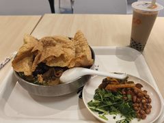 -红鼻子桂林米粉(金唐新光界店)