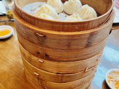 招牌蟹黄鲜肉小笼馒头-南翔馒头店(豫园店)