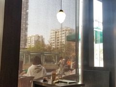 靠窗位-星巴克(杭州银泰城西一店)