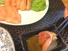 三文鱼生鱼片-百步拉面