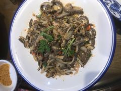 -快乐老家三鲜饺子东北菜(南六中路店)