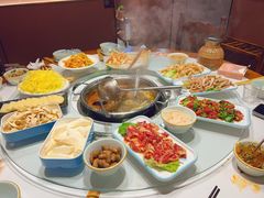 -乡土黄·鲜牛肉火锅·小龙虾(兴业街店)