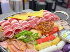 -豚妈妈汤饭·部队锅(南京东路店)