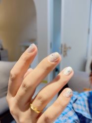 -花系美·美甲美睫精品店