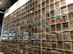 -猫的天空之城概念书店(杭州南宋御街店)