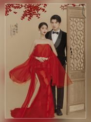 -雪中彩影婚纱摄影·微光艺术中心