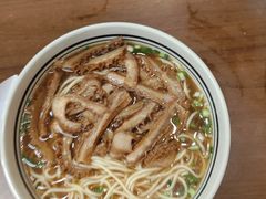 -小马牛肉面·牛骨熬制(南京博物院店)