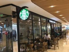 大堂-星巴克臻选(北京银泰店)