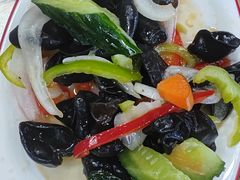 -陇上全荟兰州传统牛肉面(延吉路店)