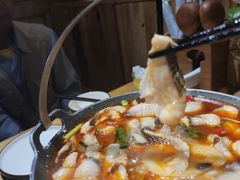 -老滇山寨•云南特色菜•地方菜•民族风情歌舞表演(金碧店)