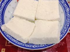 -赵记传承特色牛奶甜品(泉城广场店)