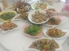 -覃记海鲜美食餐厅