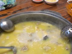 -侠成水上农庄(工业大道店)