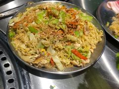 -马路牙子烧烤音乐酒馆(望京店)