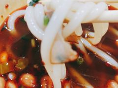 -覃肥叔桂林米粉(粮道街店)