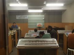 -雅马哈音乐中心(上海静安直营店)