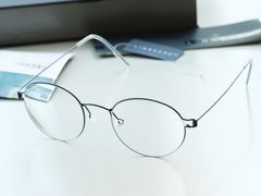 -目艮眼镜SHOWROOM(品牌集合店)
