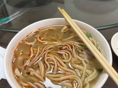 -十二忠手拉面(中华路店)