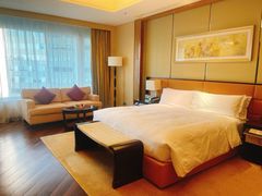 -深圳星河丽思卡尔顿酒店