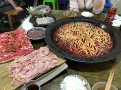 -渝嘴小老弟老火锅(华新村店)
