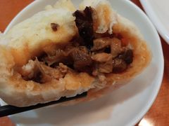 麻辣香菇鸡丁包-老陶包子铺(南大西南村店)