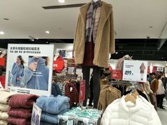 -优衣库(郑州丹尼斯大卫城店)