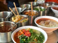 -巍山火巴肉饵丝(大理古城店)