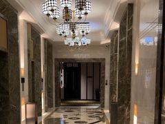 -万泊酒店(长沙五一广场国金中心店)