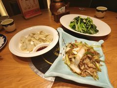-娜仁图雅蒙古美食村(33小镇店)