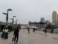 -泉城广场