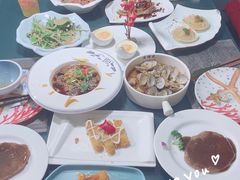 -忘忧草融合私房菜(红鼎国际店)