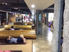 -绿岛汤泉韩式休闲会所