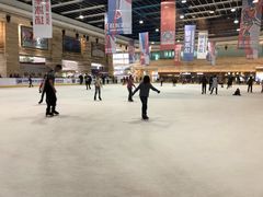 -冠军冰场(环球中心店)