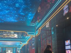 -屋有岛沉浸游戏旗舰店(中山公园店)