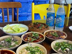 -谢老五跷脚牛肉·非遗传承店