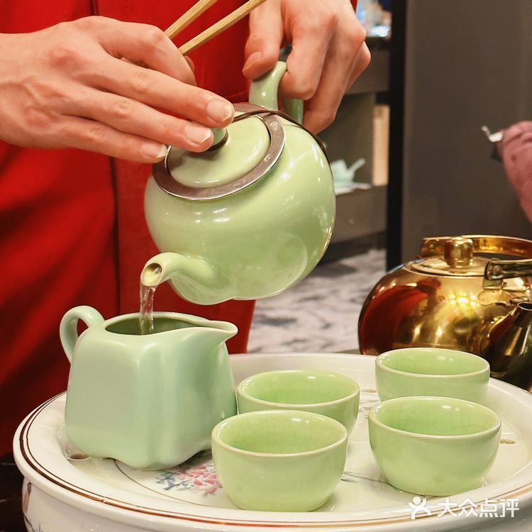 在苏州找到了从早吃到晚的广府茗点🍵比脸大的菠萝包