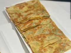 鸡蛋葱花飞饼-大铁勺新津菜(东丽阳光新业广场店)