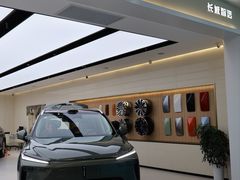 -王府井百货熙地港店