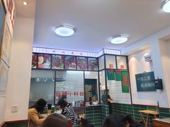 小料台和厨房-捌玖粉面馆·猪油拌粉